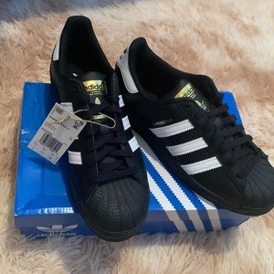 Adidas superstar